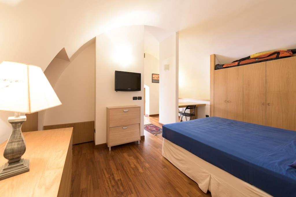 Traditional Apartment In Old City Bari Exterior foto