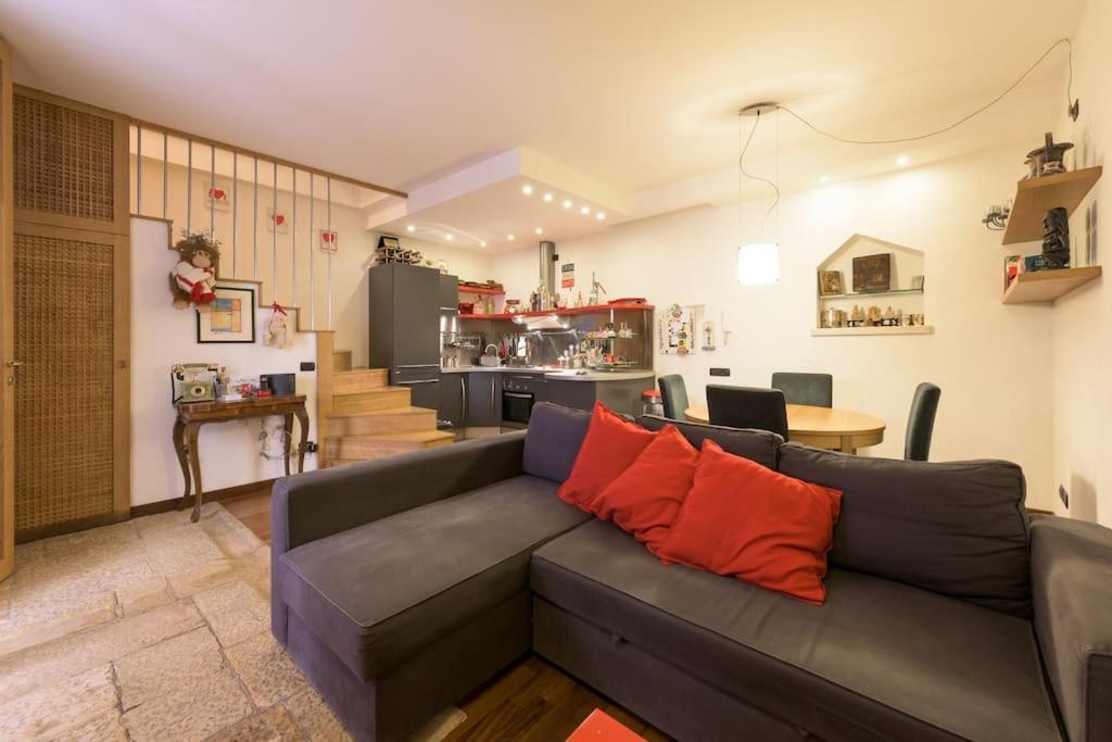 Traditional Apartment In Old City Bari Exterior foto