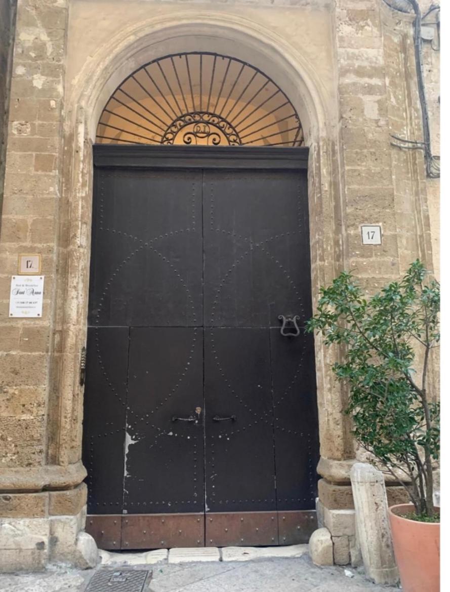 Traditional Apartment In Old City Bari Exterior foto